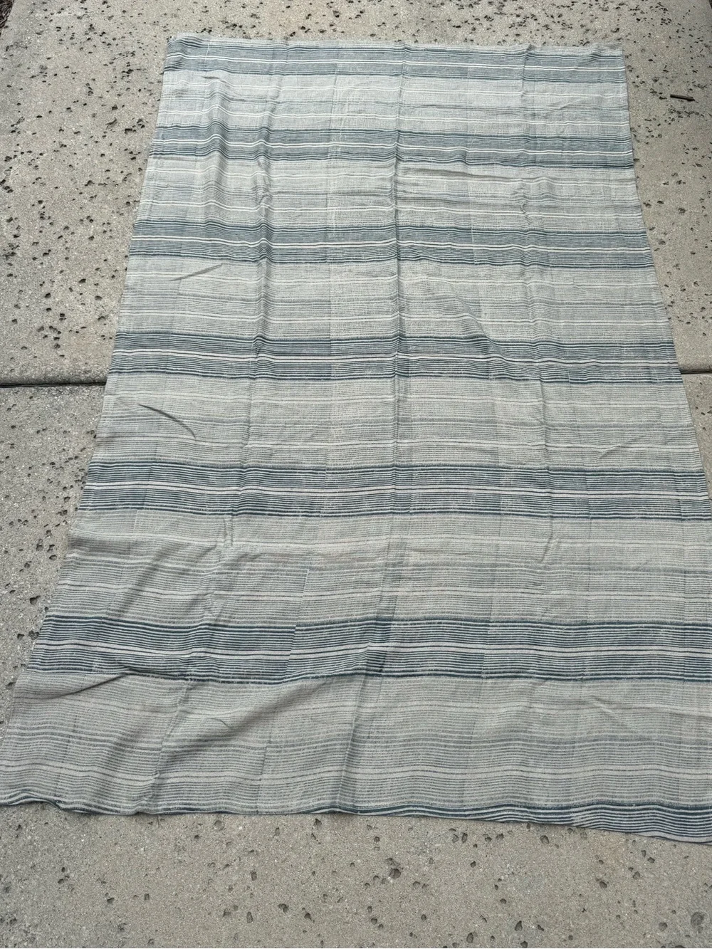 New🌟Terrain-Tuscan Stripe Linen Tablecloth-Blue Stripe